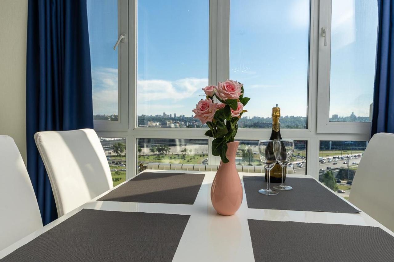 Fashionable Panoramic Apartments Dnieper. Obolon Kyjev Exteriér fotografie